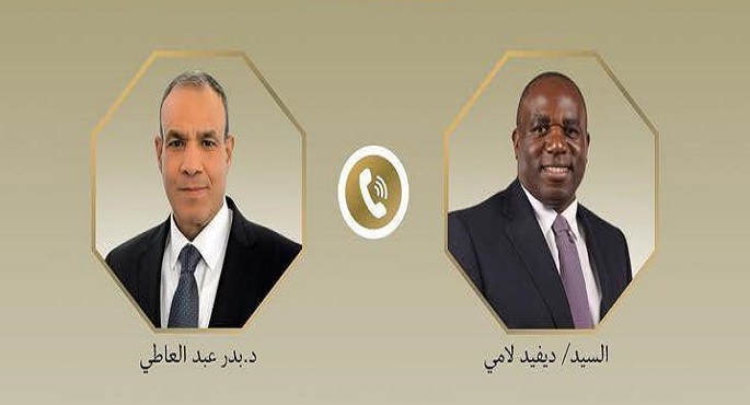 وزير الخارجية يطلع نظيره البريطانى على جهود الدولة لنفاذ المساعدات الإنسانية لغزة