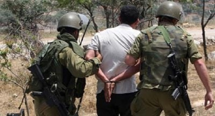 الاحتلال الإسرائيلى يعتقل 24 فلسطينيا على الأقل من الضفة الغربية