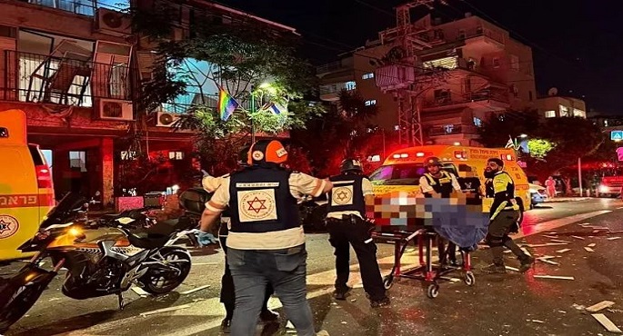 3 انفجارات ضخمة تهز وسط إسرائيل.. ومصابون نتيجة التدافع إلى الملاجئ