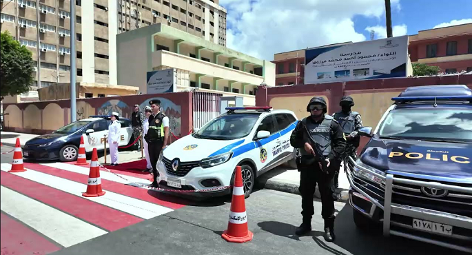 انتشار أمنى مكثف لتأمين اللجان الانتخابية فى اليوم الثانى لانتخابات الشيوخ