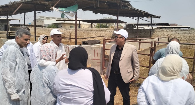وزير الزراعة : بدء حملة التحصين الشاملة السبت المقبل