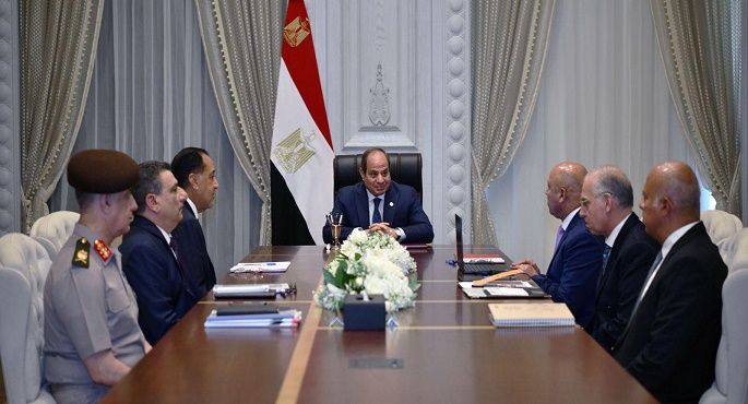 الرئيس السيسى يوجه بجذب الاستثمارات وتعزيز الشراكات فى الصناعة والنقل
