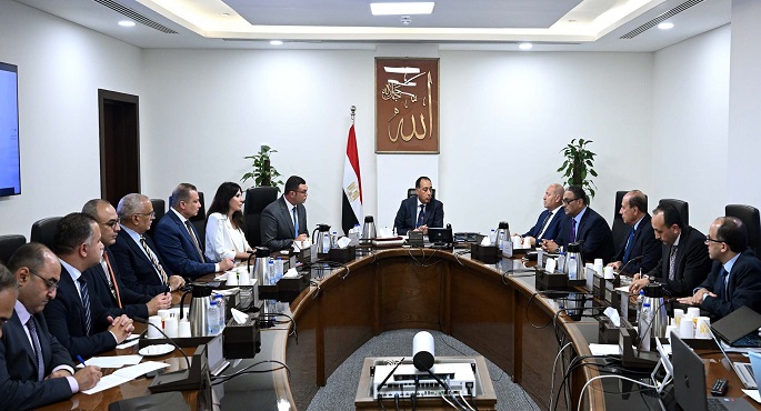 رئيس الوزراء يتابع مشروعات إعادة إحياء “وسط البلد” و”القاهرة الخديوية”