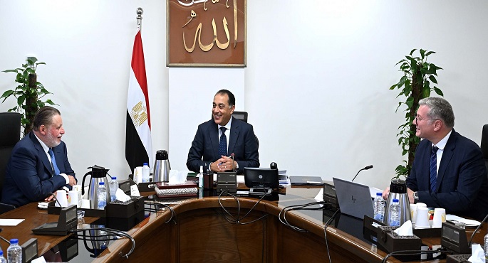 رئيس الوزراء يتابع موقف سداد مستحقات الشركاء الأجانب بقطاع البترول