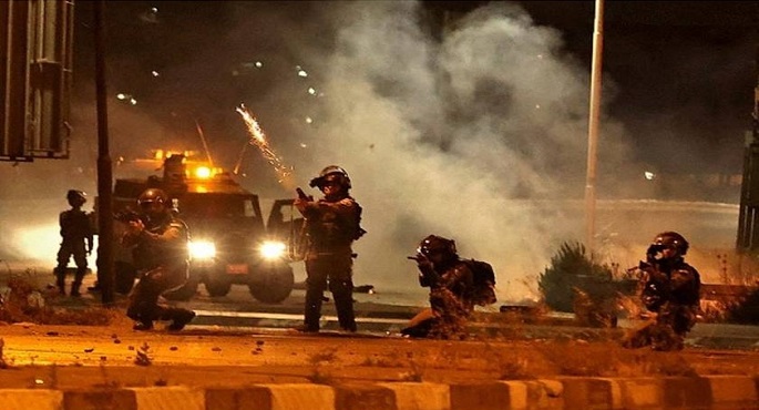 قوات الاحتلال الإسرائيلى تقتحم بلدتين فى الضفة الغربية