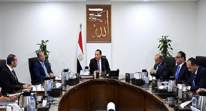 بالصور.. رئيس الوزراء يؤكد دعم الحكومة لتطوير سوق رأس المال المصري وزيادة معدلات الاستثمار