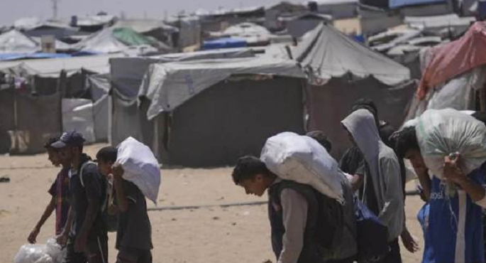“أوتشا” تنشر فيديو يوثق إطلاق نار على فلسطينيين ينتظرون مساعدات فى غزة