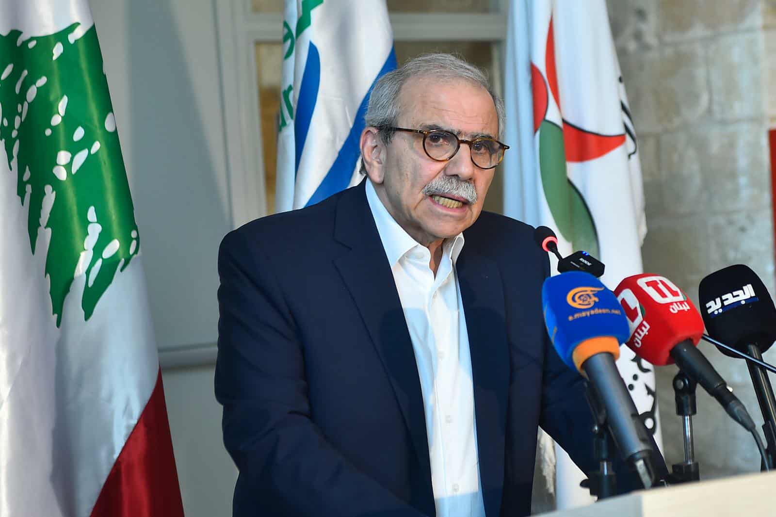 رئيس وزراء لبنان يفتتح مراسم إطلاق اسم ضحايا انفجار مرفأ بيروت على أحد الشوارع