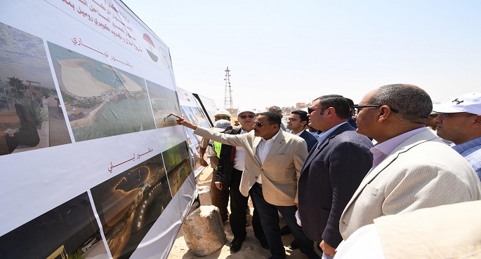 بالصور.. وزير الإسكان يتفقد مشروع إحلال وتجديد كوبرى روميل  بمحافظة مطروح