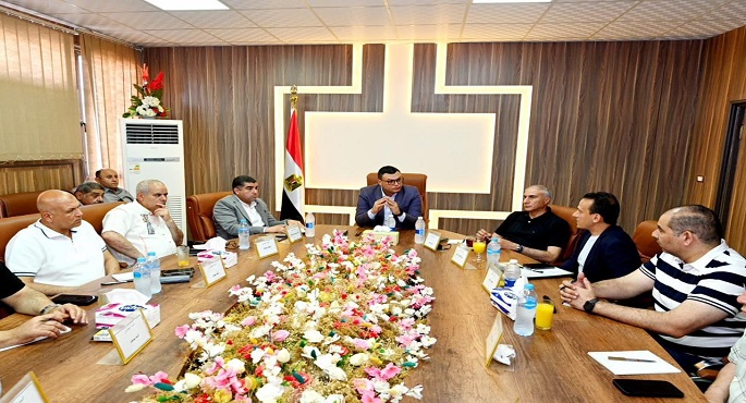 فى مستهل جولته .. وزير الإسكان يعقد اجتماعًا بمقر جهاز “برج العرب الجديدة” لمتابعة سير العمل بمختلف القطاعات بالمدينة
