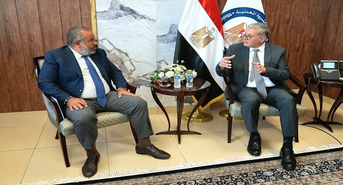 وزير البترول يبحث تسريع إجراءات إطلاق استثمارات جديدة فى الفوسفات