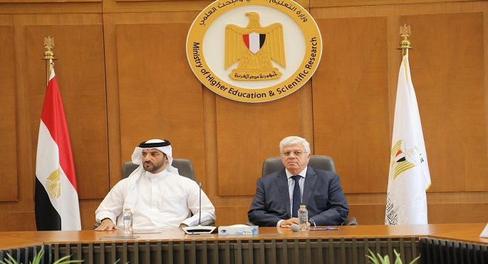 وزير التعليم العالى يبحث سبل التعاون مع نائب حاكم الشارقة ورئيس جامعة الشارقة