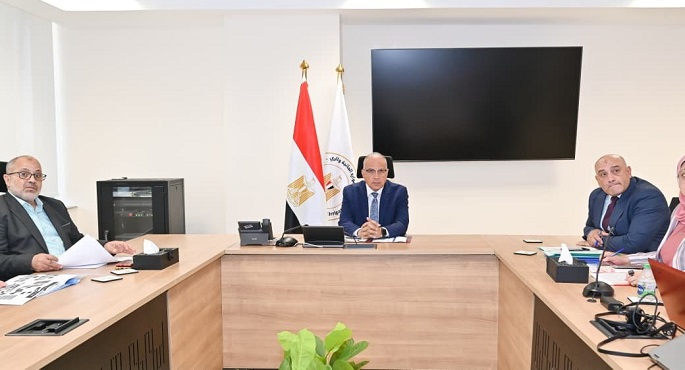 وزير الرى: البدء فى إعداد منظومة إلكترونية لتراخيص الشواطئ