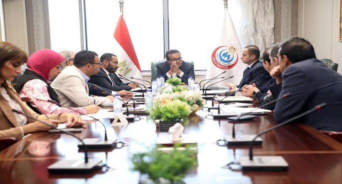 عبدالغفار: وزارة الصحة تضع حق المواطن فى الحصول على العلاج الآمن والدواء الفعّال على رأس أولوياته