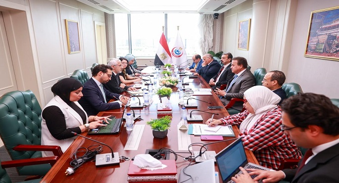 وزير الصحة يستقبل مستشار الرئيس الكولومبى لبحث التعاون لتقديم المساعدات الطبية للفلسطينيين بغزة