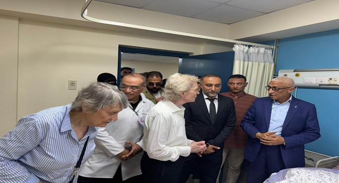 وفد “الحكماء” التابع للأمم المتحدة يتفقد الخدمات الطبية المقدمة للمرضى “الفلسطينيين” بمستشفى العريش