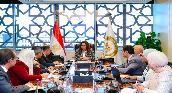 منال عوض تتابع أنشطة وزارة البيئة مع مركز سيدارى والهيئة الإقليمية “برسيجا”