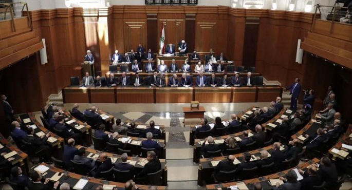 انسحابات فى مجلس النواب اللبنانى اعتراضا على عدم طرح تعديل قانون الانتخابات