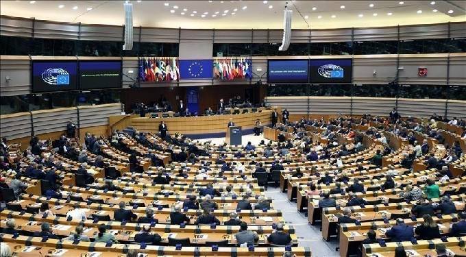 البرلمان الأوروبى يعتمد قرارا حول الوضع الإنسانى فى غزة