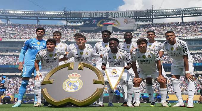 ريال مدريد يعود للتدريبات استعداداً لمباراة إسبانيول المقبلة فى الدورى