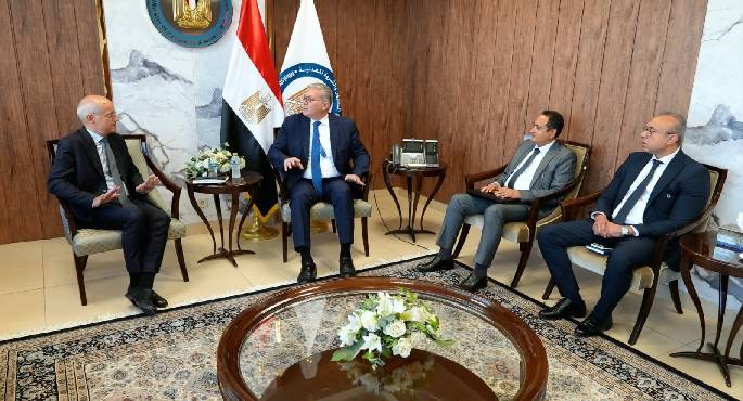 وزير البترول يبحث مع “توتال إنرجيز” تعزيز التعاون فى شرق المتوسط