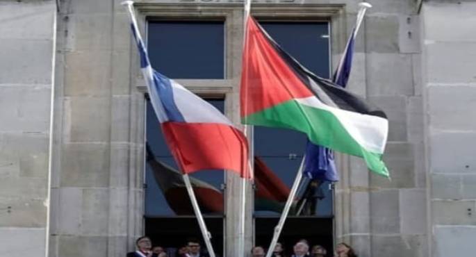أكثر من 50 بلدية فرنسية ترفع العلم الفلسطينى تزامنًا مع استعداد باريس الاعتراف بفلسطين