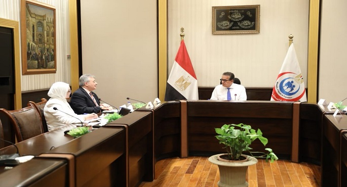 وزير الصحة يستعرض تطورات ملف السياحة العلاجية