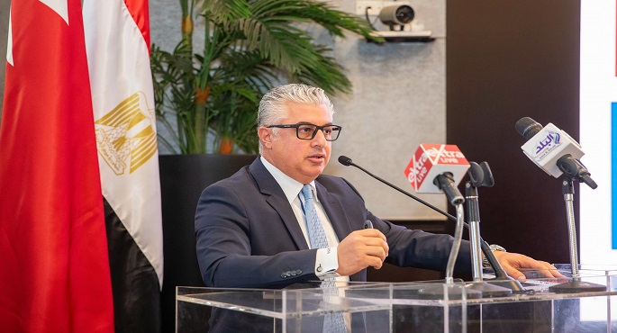رئيس اقتصادية قناة السويس: نجحنا فى جذب 311 مشروعا باستثمارات تتجاوز 10.2 مليارات دولار