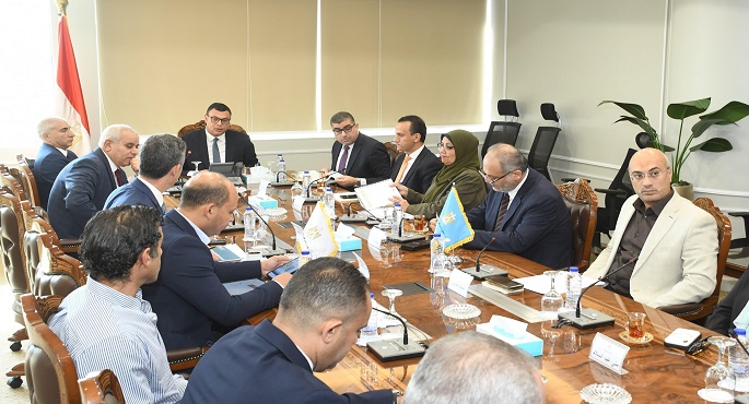 وزير الإسكان يُتابع معدلات تسويق وتسليم عدد من المشروعات والفرص الاستثمارية بالمدن الجديدة