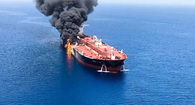 الحوثيون يعلنون مهاجمة سفينة نفط إسرائيلية فى البحر الأحمر