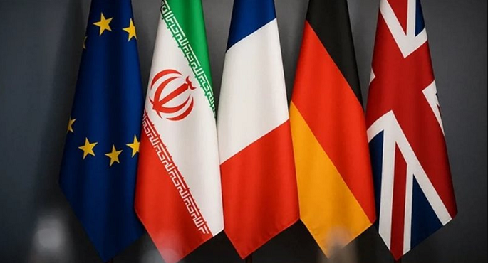 إيران تستدعى سفراءها لدى ألمانيا وفرنسا وبريطانيا للتشاور عشية إعادة تطبيق العقوبات بعد تفعيل آلية الزناد