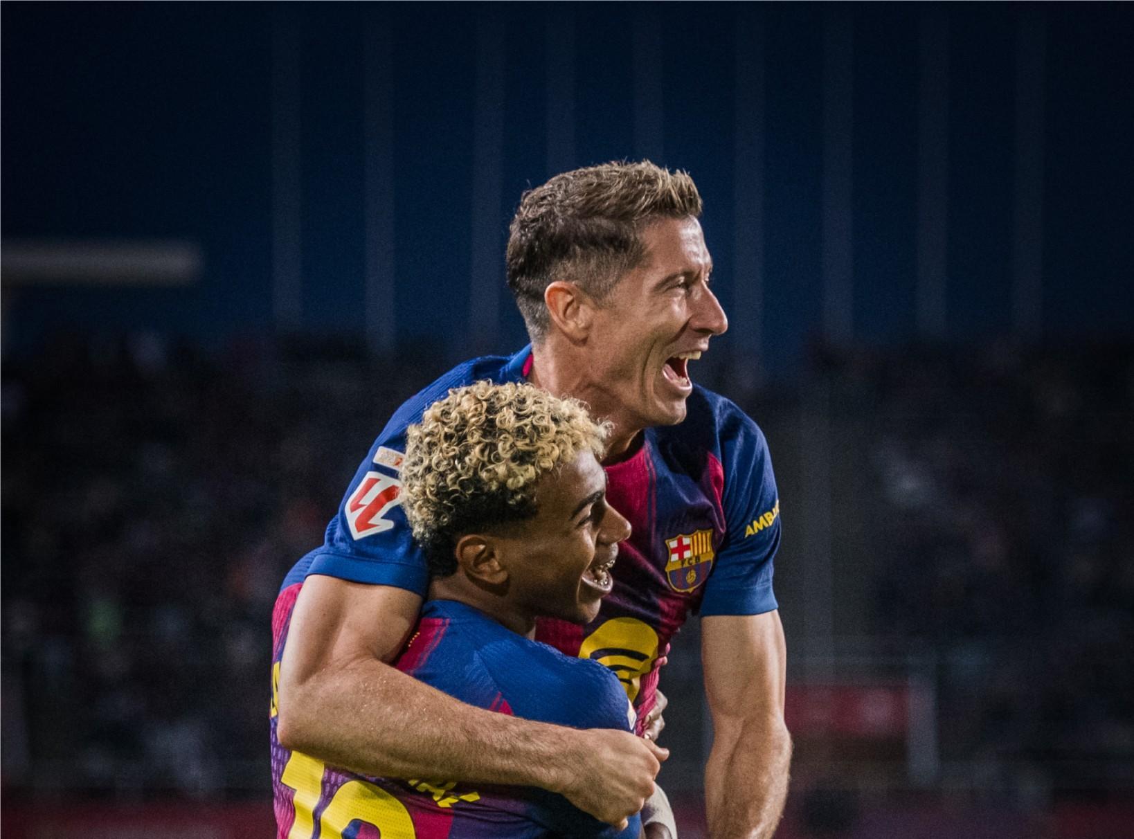 برشلونة ينقض على صدارة الدوري الإسباني بالفوز على سوسيداد 2-1