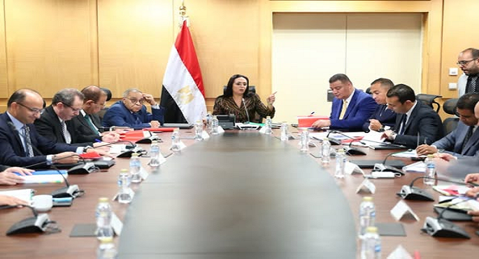 وزيرة التضامن الاجتماعى تترأس اجتماع مجلس إدارة صندوق دعم مشروعات الجمعيات والمؤسسات الأهلية