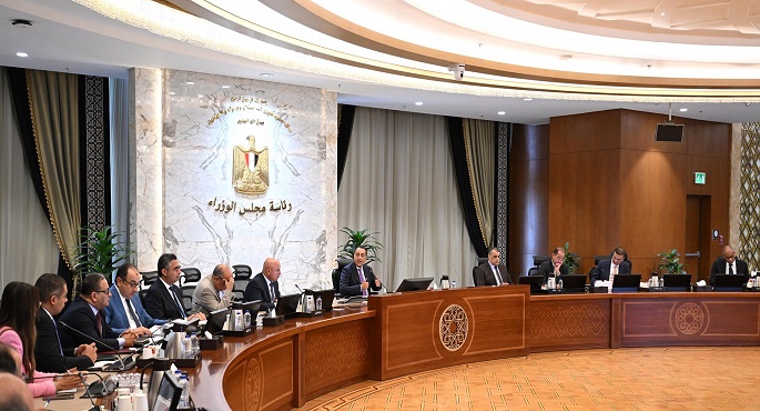 رئيس الوزراء يتابع إجراءات توفير الأسمدة فى الأسواق