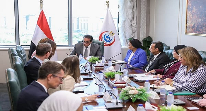 وزير الصحة يستقبل وفد الوكالة الفرنسية للتنمية لتعزيز التعاون فى القطاع الصحى