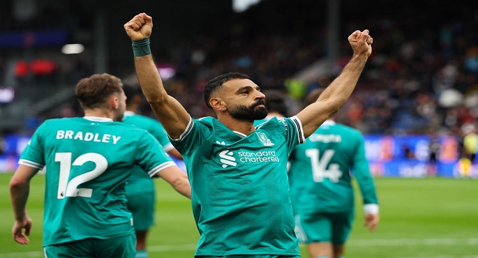 صلاح يقود ليفربول لفوز صعب على بيرنلى ويتصدر الدورى الإنجليزى