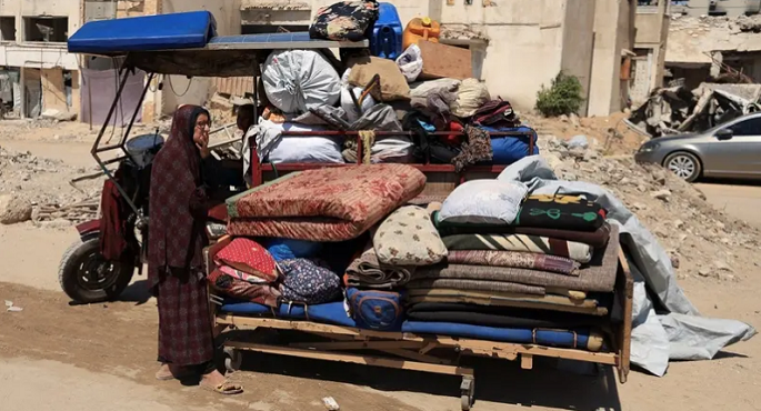 إسرائيل تصعّد عملياتها فى غزة.. تدمير 26 مركز إيواءٍ والنزوح متواصل
