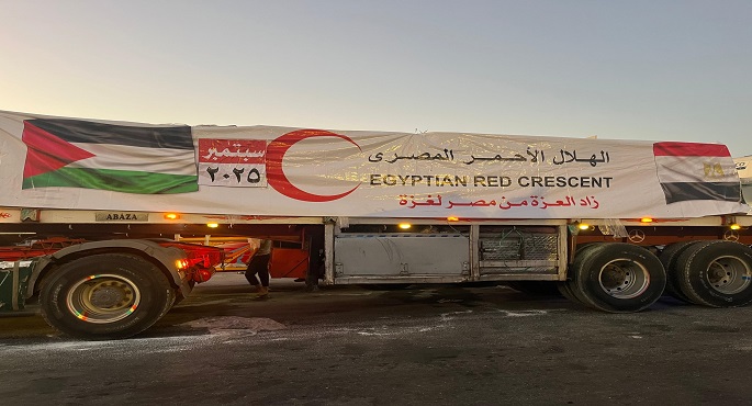 قافلة “زاد العزة” الـ 41 تحمل 2500 طن مساعدات إنسانية للفلسطينيين بغزة