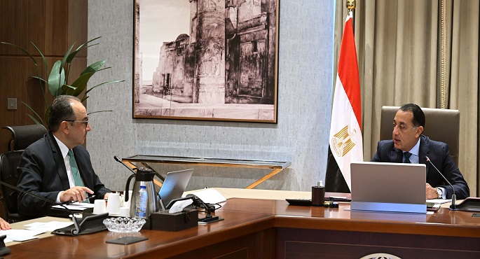 مدبولى: توجيهات رئاسية بمواصلة العمل على تطوير شركات قطاع الأعمال العام