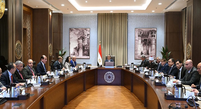 رئيس الوزراء يترأس اجتماع اللجنة العليا للحج لمتابعة تقديم أفضل الخدمات للحجاج