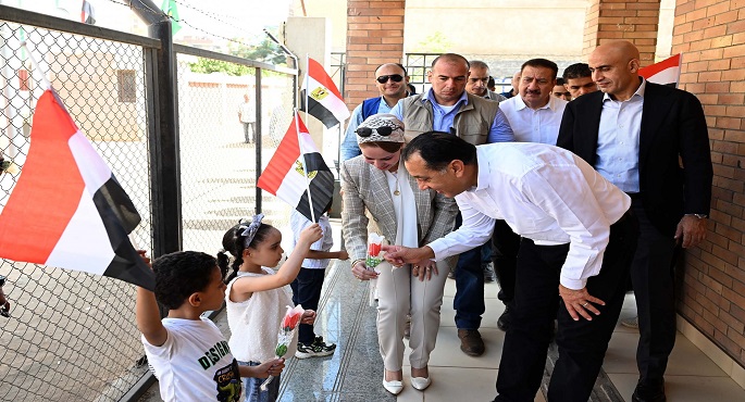 رئيس الوزراء يتفقد مركز تنمية الأسرة والطفل ضمن مشروعات مبادرة “حياة كريمة” بقرية سبك الأحد
