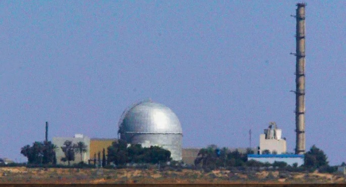 إحداها قرب ديمونا .. جيش الاحتلال يعلن اعتراض 3 مُسيرات يمنية