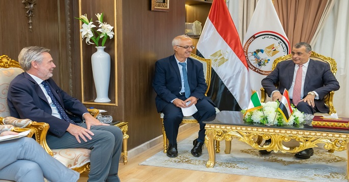 وزير الدولة للإنتاج الحربى يبحث تعزيز التعاون مع إيطاليا فى مجالات التصنيع العسكرى والمدنى