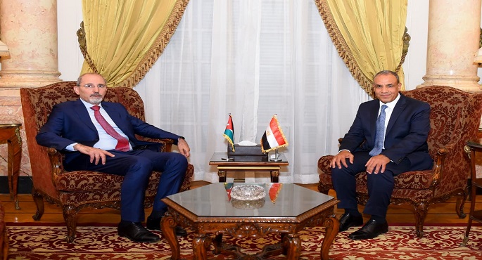 وزير الخارجية ونظيره الأردنى يؤكدان استمرار الجهود الرامية إلى التوصل لوقف فورى لإطلاق النار فى غزة