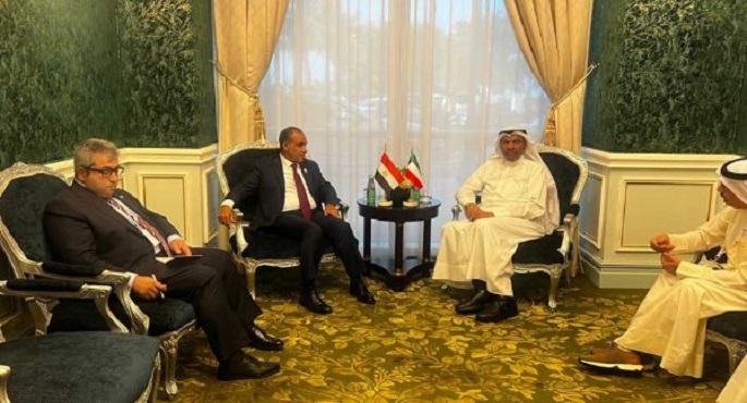وزير الخارجية ونظيره الكويتى يشددان على رفض أى اعتداء على سيادة الدول العربية