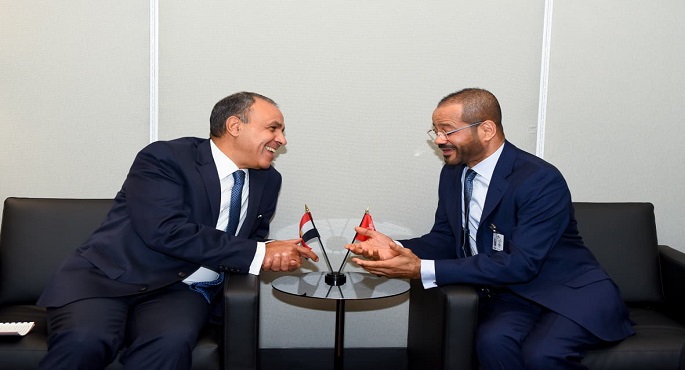 وزير الخارجية يؤكد لنظيره العُمانى اعتزاز مصر بالعلاقات التاريخية بين البلدين
