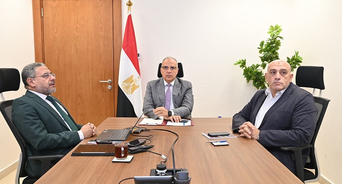وزير الرى يتابع الجهود البحثية للمركز القومى لبحوث المياه فى دعم منظومة إدارة الموارد المائية فى مصر