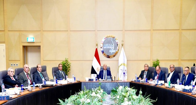 النقل: 11.5 مليار جنيه حجم مشروعات نفذتها “القابضة للطرق والكبارى” خلال عام