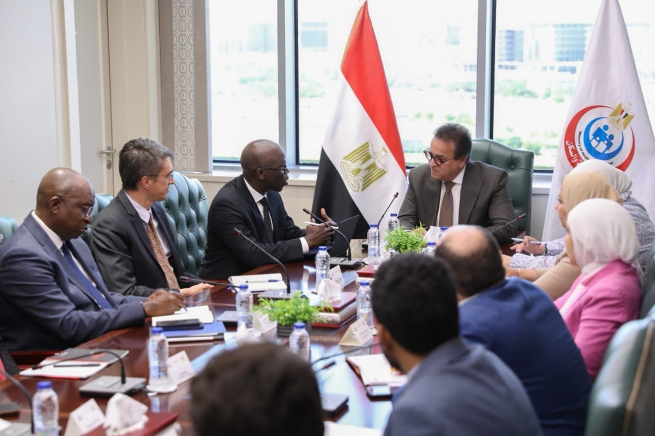 وزير الصحة يستقبل نائب رئيس البنك الدولي لمنطقة الشرق الأوسط وشمال إفريقيا لتعزيز التعاون