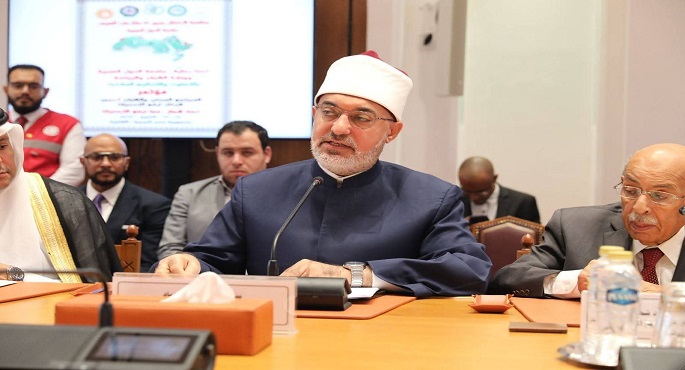 المفتى : الإسلام يعتبر أن الشباب هم السواعد التى تبنى الحضارات